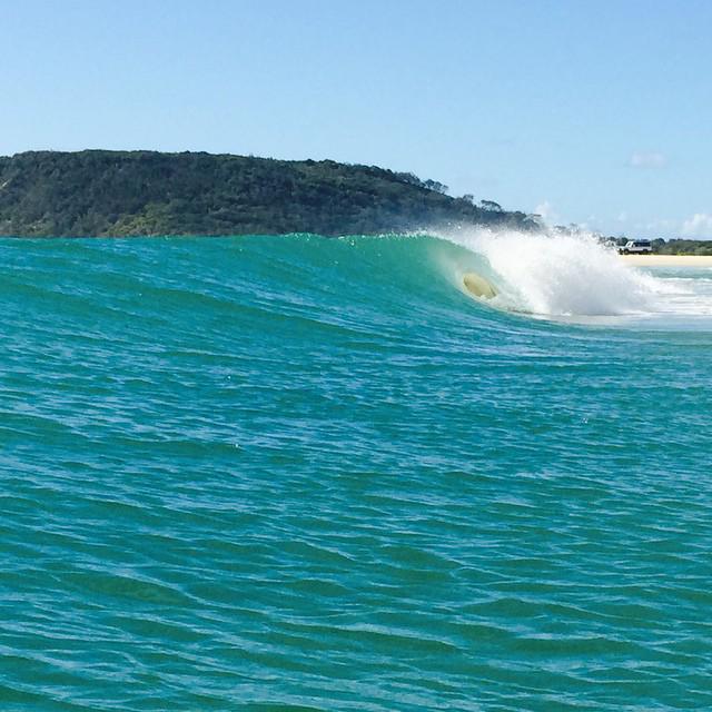 surf_shots's tweet photo. RG @tarakellychristie: Little dredger #surfing #waves #surfergirls #ocean #speara http://t.co/Re7drDnBSn http://t.co/TKDjMUYJOm