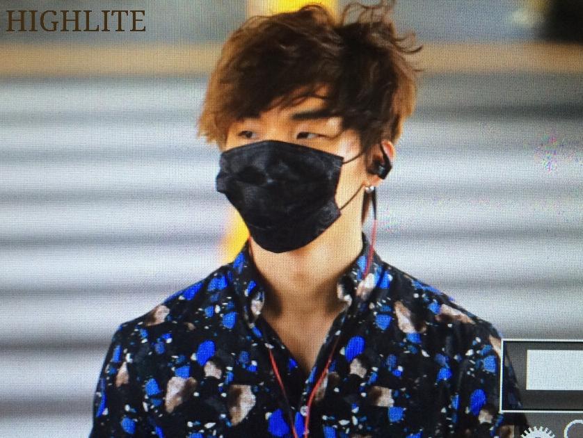 [29/6/15][Pho] BIGBANG tại sân bay trở Incheon trở về từ Vũ Hán CIo5pXrUMAAbPms