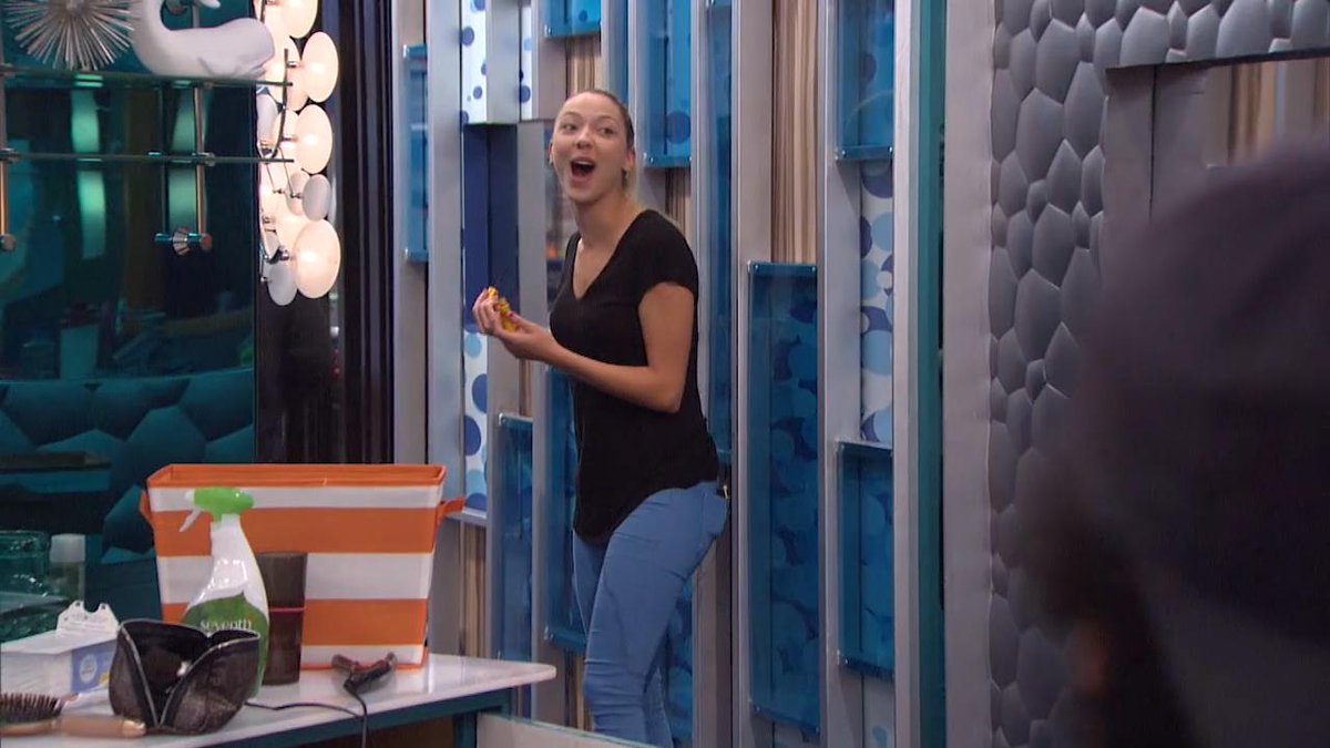 CBSBigBrother's tweet image. What do you think of  #BBSteve’s pick up line? #BB17