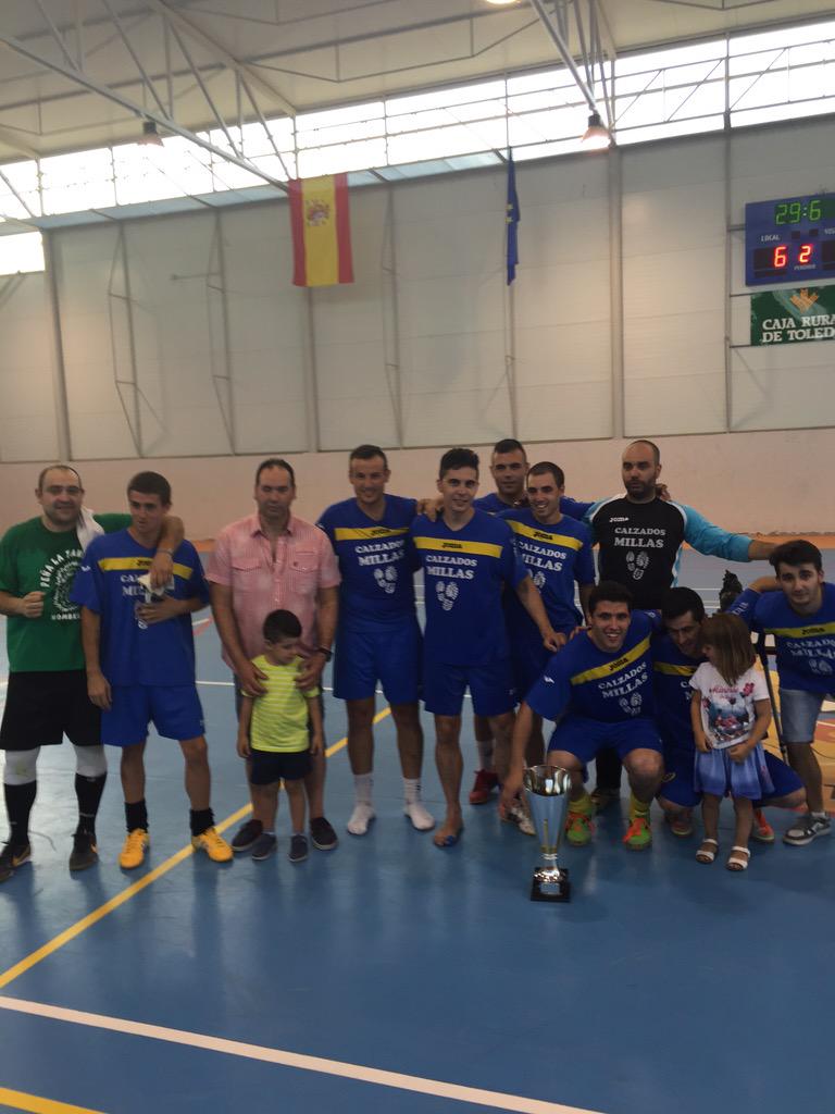 Vosotros sois los campeones <a href="/Bomba_calzado/">La Bomba del Calzado</a>