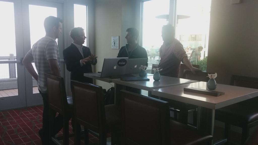 RonnieSchnell's tweet photo. #HackForRand winning team #TeamCheckmate demonstrating their hack! @RandPaul http://t.co/JsfhKvHURH