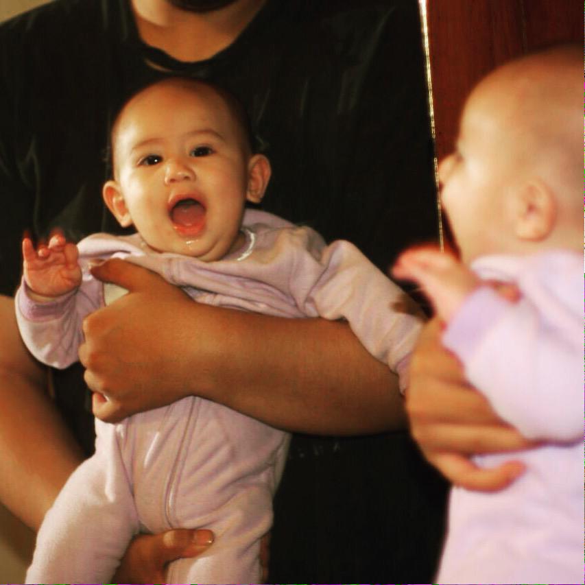 AngkiPrayudha's tweet photo. You smile #lovejoey #peacemaker @DebbieRumayar http://t.co/STHdTR2MML