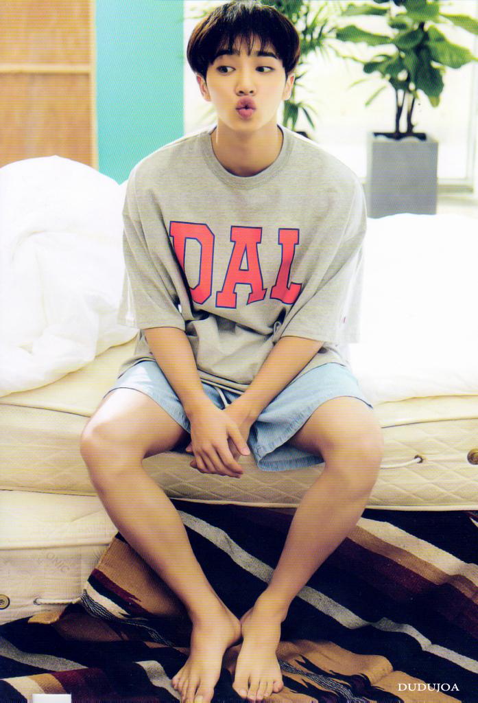 CIof4U0UAAA3As6.jpg:large