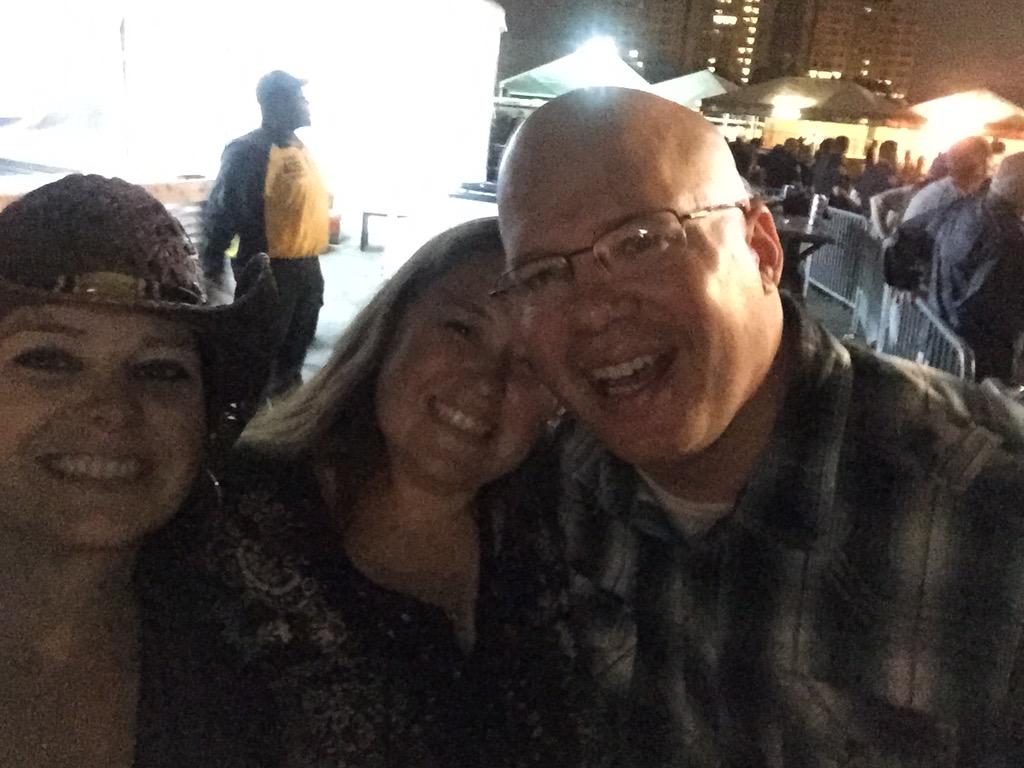 daniellemurph12's tweet photo. We love @JesseAddy #FarmBorough #NYCgoescountry  @NASHFM947NY @chuckwicksmusic  wish you were here!!!!!! ❤️ http://t.co/8oigSgwZmz