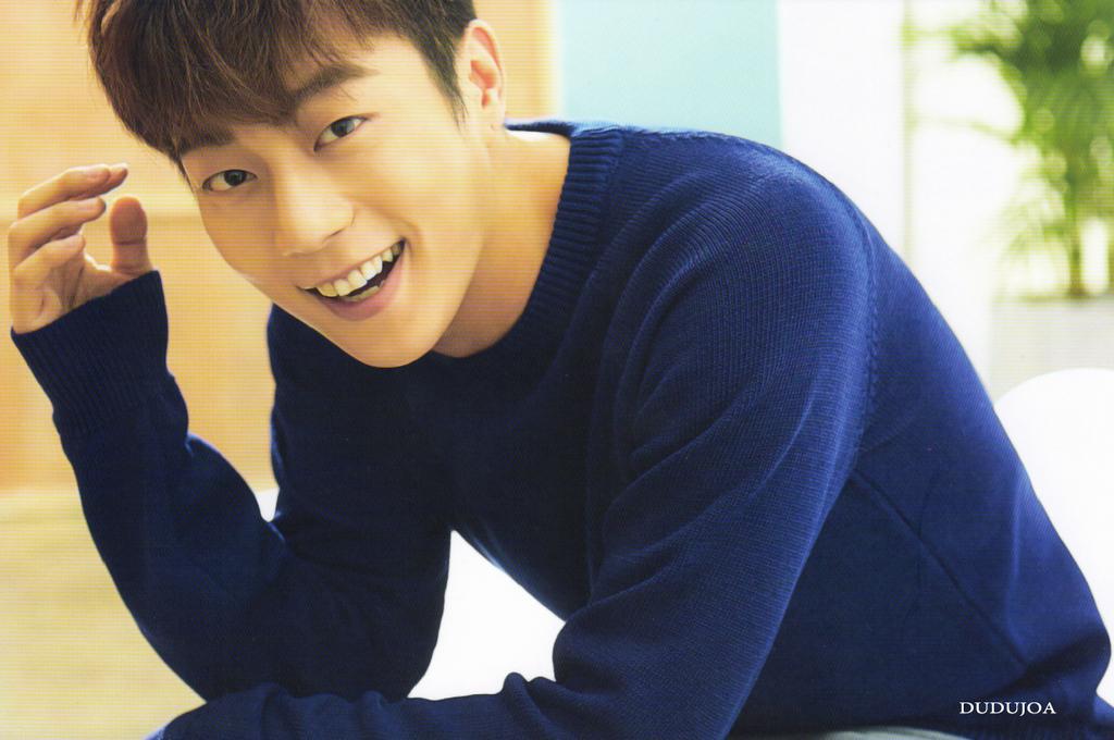 CIooFFaUwAEiMT4.jpg:large