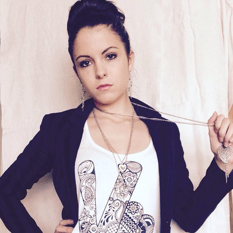 veviboo95's tweet photo. From a photoshoot I did this week http://t.co/ETqhvEok1U
