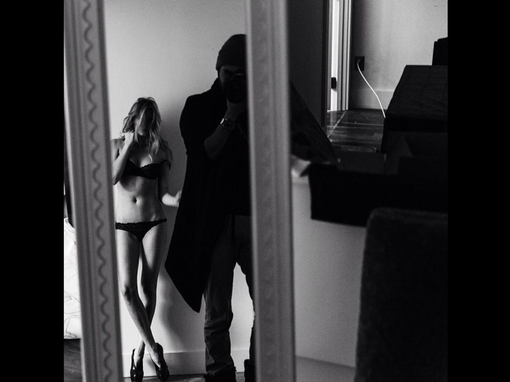 charlottemckfan's tweet photo. Classics @Char_mck #CharlotteMcKinney http://t.co/cwvkPIWoWr