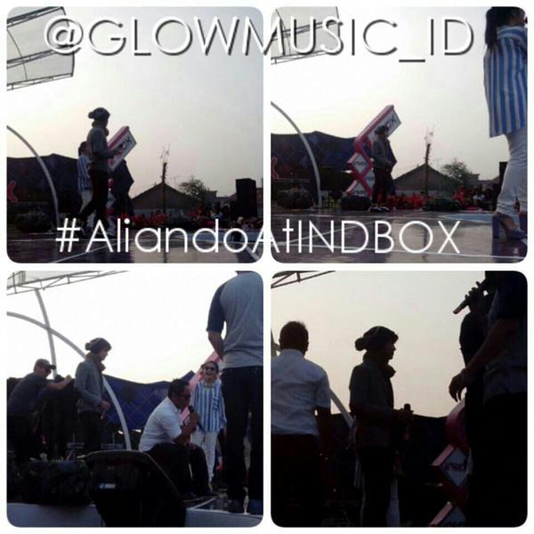 rhanie_28's tweet photo. Walau Gelap tapi masih keliatan ko Gantengnya π π π #AliandoAtINBOX #AliandoAliciousAtInbox @alysyarief http://t.co/wTL6FSRtUX