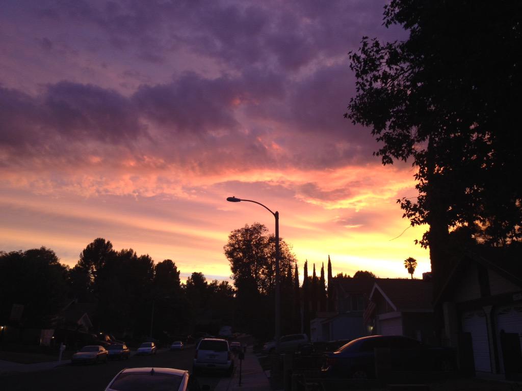 JRussell0695's tweet photo. Say what you will about the scv, but it does have some awesome sunsets http://t.co/NO3mutn6K1