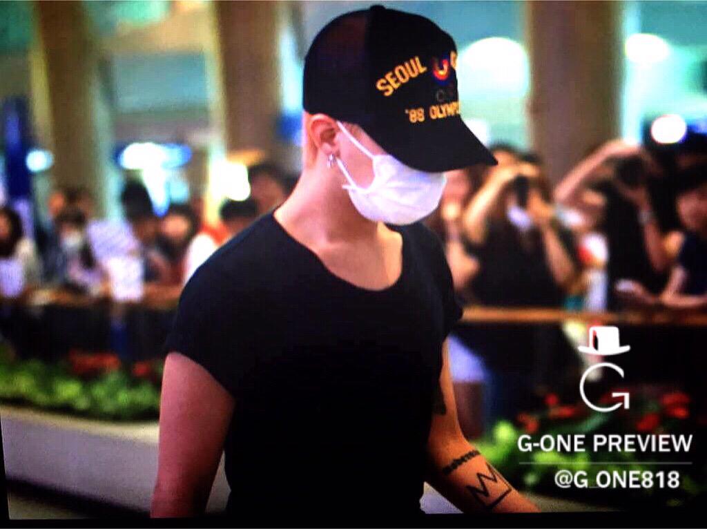 [29/6/15][Pho] BIGBANG tại sân bay trở Incheon trở về từ Vũ Hán CIoyWQpUAAAaoyV