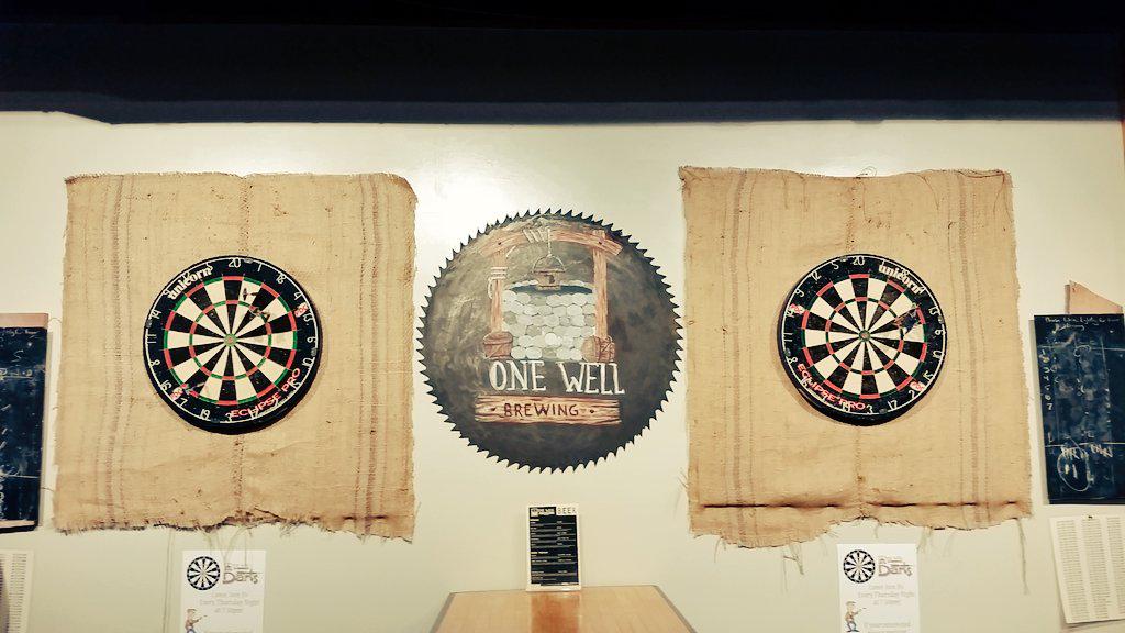 VeggieLoves's tweet photo. Fun night @onewellbrewing....darts and cards against humanity ♡ perfect way to end weekend @DiscoverKzoo @cheerskzoo http://t.co/A1GI3sy3yS