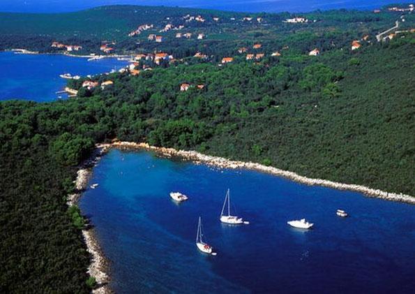 ceoworld's tweet image. Visit The Ugljan / Kukljica Island in Croatia

#ugljan #Kukljica cosmos-yachting.com/yacht-charter-…   Cc @CYachting  #croatia