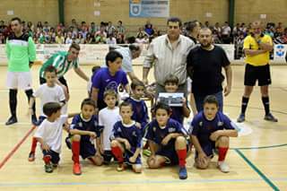 Entrega de obsequio recuerdo a EF Guadajoz