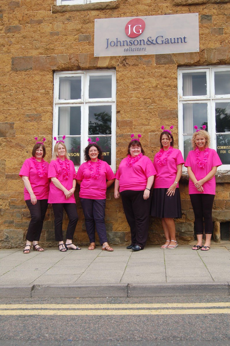 JohnsonGaunt's tweet photo. Congratulations to our #PrettyMuddy team who ran on Saturday in aid of #CancerResearch http://t.co/hSgHDjhLKN