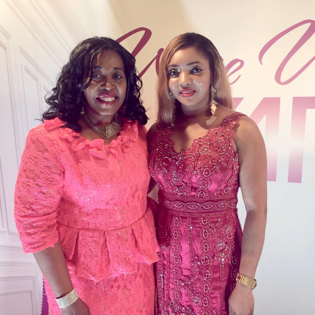 Sophy_Yah's tweet photo. At the wise women Awards today #wisewomenpray #WiseWomenAwards @PastorMarjorie ❤️😃❤️ http://t.co/Od0C5eIBum