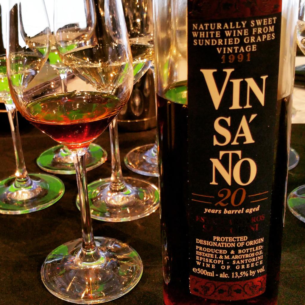 winewankers's tweet photo. This is a special dessert #wine! A spectacular Vinsanto out of Santorini it was just so super complex. So many layers http://t.co/MSyLRidTEp