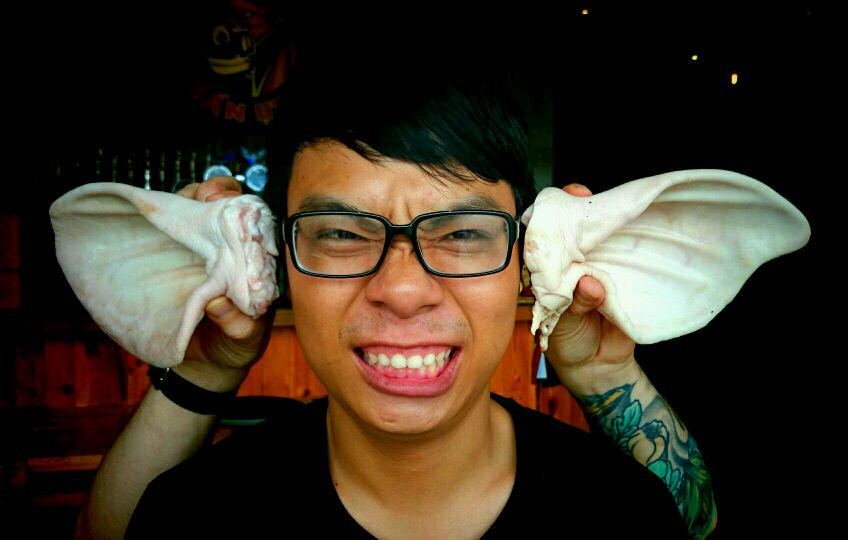 QuanUtUt's tweet photo. Have you heard? Ụt is the word. http://t.co/Ugk56yW7Dk