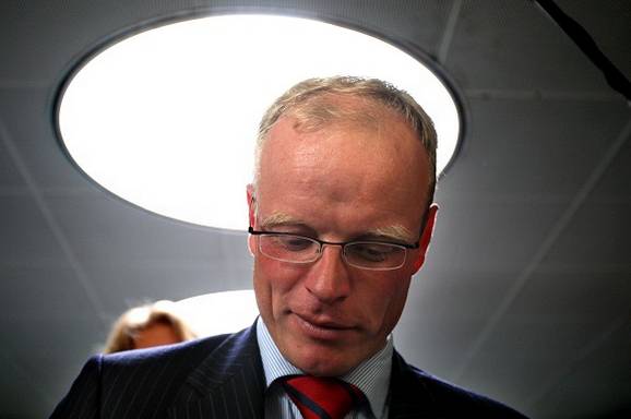 BNR's tweet image. Column @peterpaul_vries | De geheel vernieuwde Rijkman Groenink bnr.nl/opinie/peterpa…