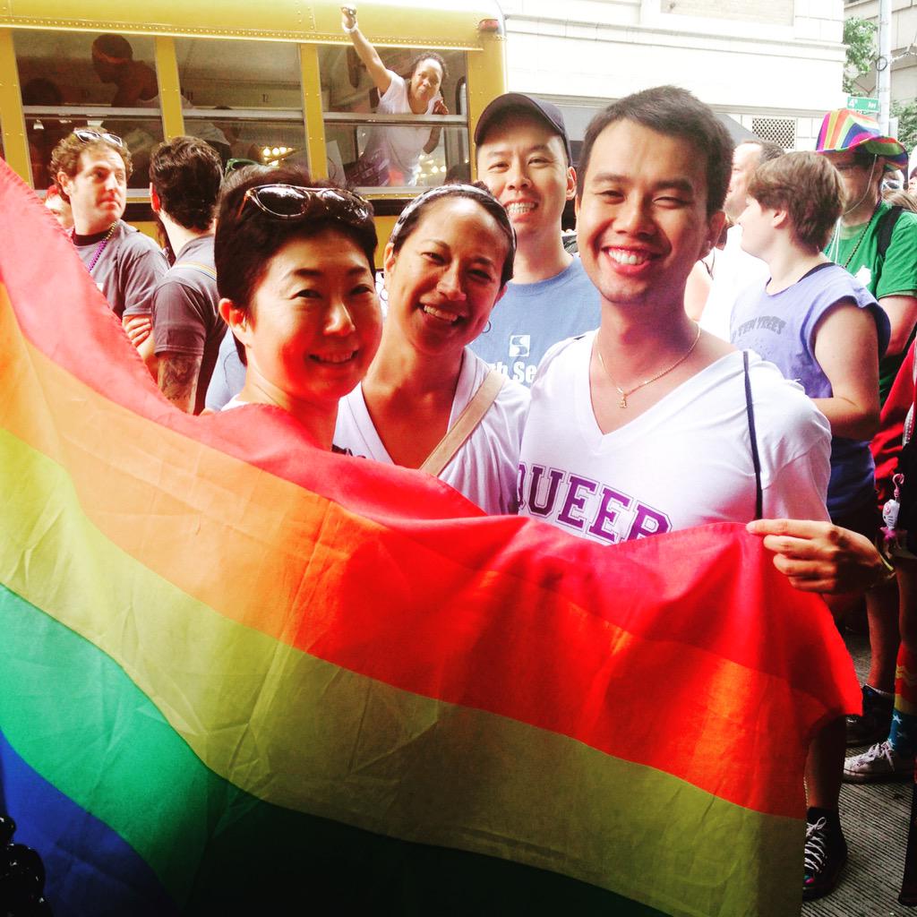 kuchanj's tweet photo. Good Vibes &amp; Positivity Spreading through our community✌️🌈💗 @SouthSeattleCC @SeattleColleges #SeattlePride2015 http://t.co/QOYjzv1rTg