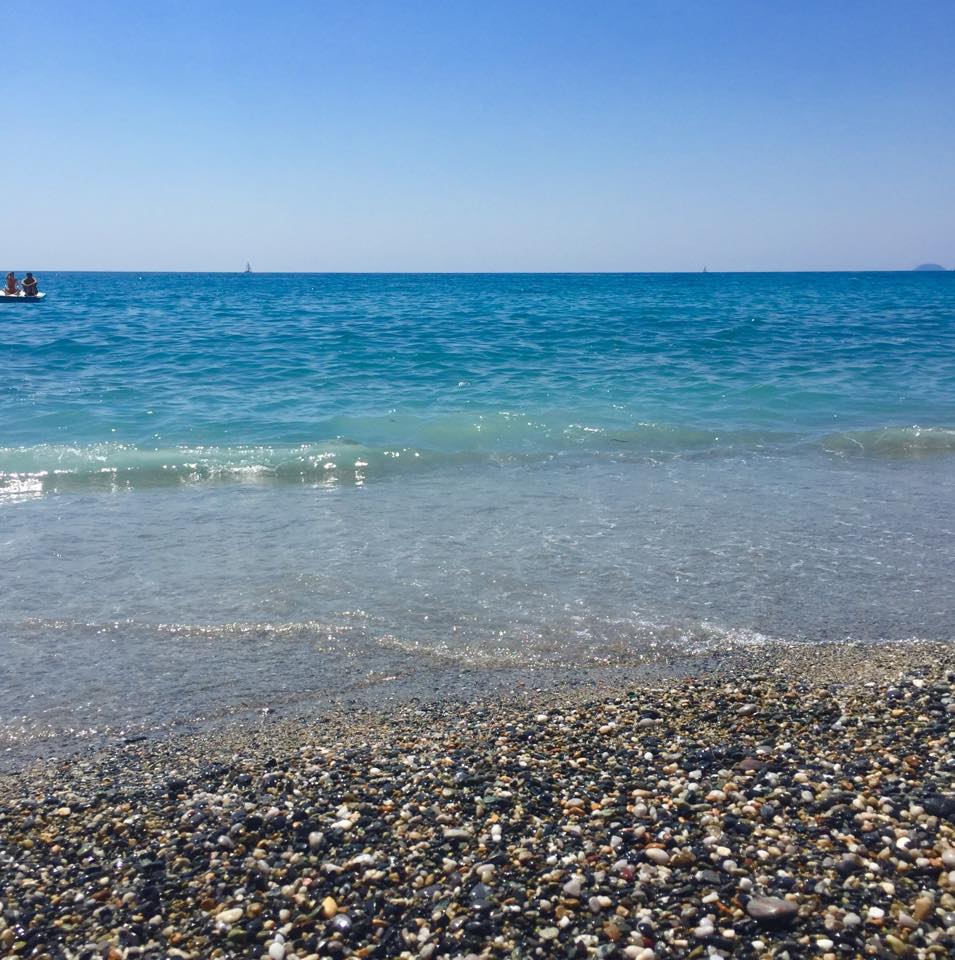 Buongiorno dal mare cristallino di #visitRiviera!! (foto via <a href="/BorgioVerezzi/">Visit Borgio Verezzi</a> --> facebook.com/photo.php?fbid…)