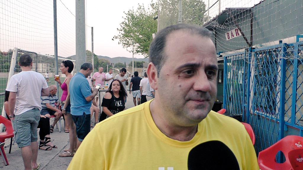 Gol_Cat's tweet photo. [DIRECTE] Antonio Filgaira (@udmolletense): "la permanència ens obre moltes portes" http://t.co/NflMSnuK02 #futbolcat http://t.co/oGdHCAxAGv