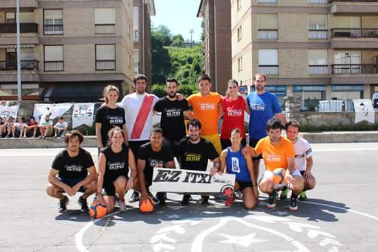 Eskerrikasko <a href="/bergarafutsal/">BFE</a> #SemiCup -en #HerrikoakLibre -i lekua itxearren,ta herriko kamareruei parte hartzearren!