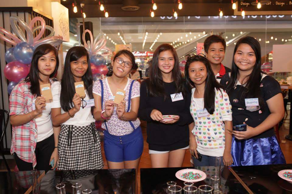 BDictionMRKN's tweet photo. We won the game! :) @BankyUmali @margharhette #EllipsCologneGEL #LetsGEL #TheScienceProject #ProjectPiePH http://t.co/LV9xxFricS