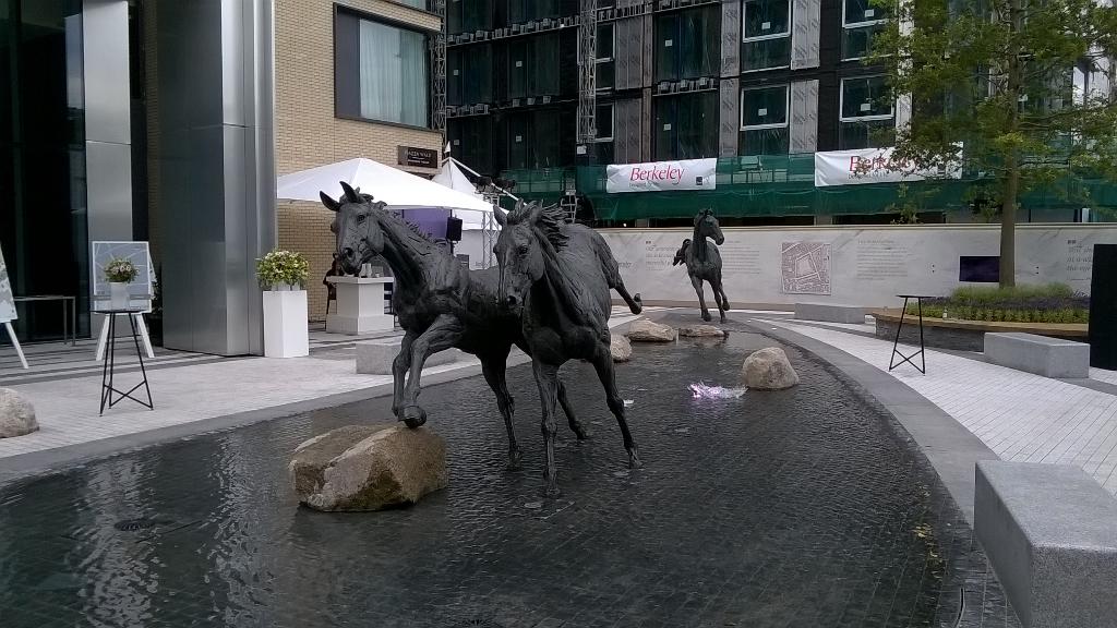 CustomerCare_KF's tweet photo. Unveiling of the Goodman's fields horses last Friday evening. #Goodman'sfields #bronzehorses #Berkeley http://t.co/0XuVF1OdWG