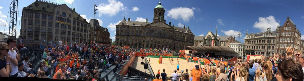 JacobBergsma's tweet photo. Brilliant scenery! Thrilling atmosphere! Amsterdam welcomes #FIVBWorldChamps http://t.co/gSBfEcUxoI