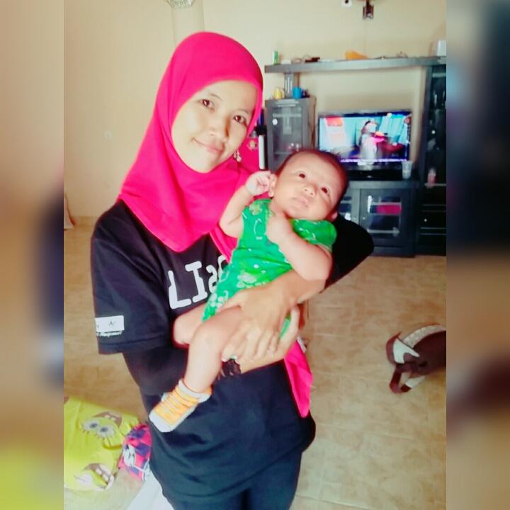 uwie_yulie13's tweet photo. @BuDhila_ makasih ande, aku nngu dendo tidur sampai bangun sangking pingin gendong. http://t.co/bDUogu5YQ3