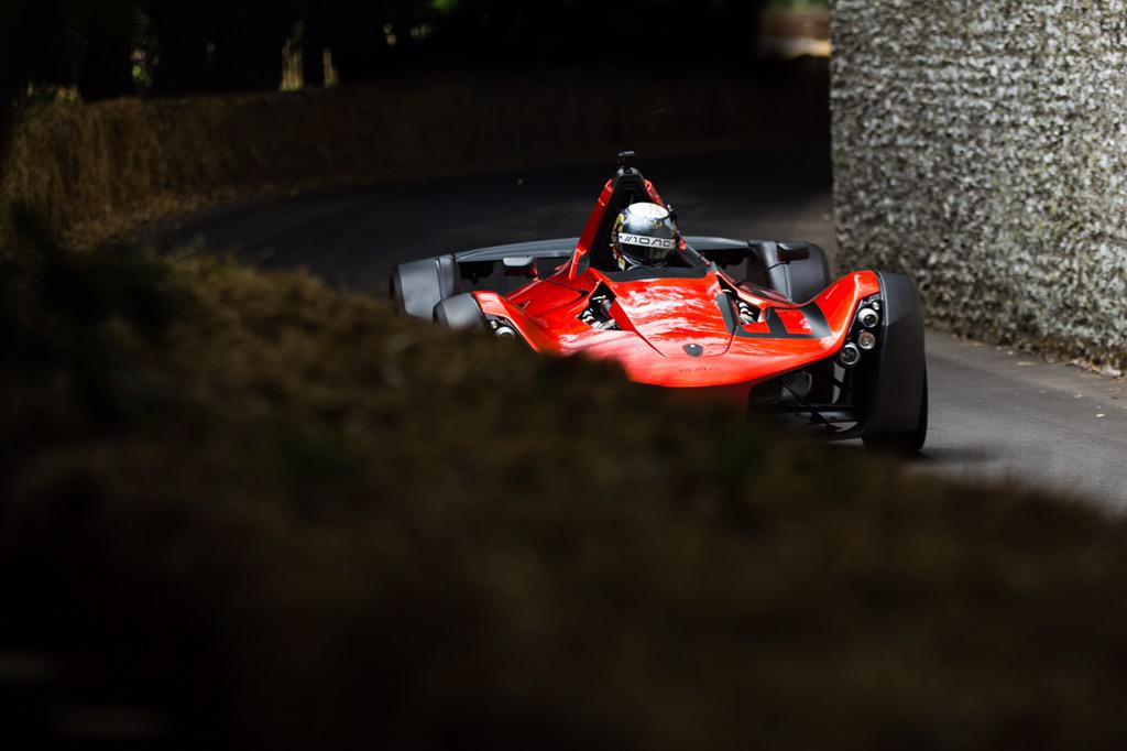 oliverjameswebb's tweet photo. Some amazing shots from the last few days http://t.co/3WC24XDd3k