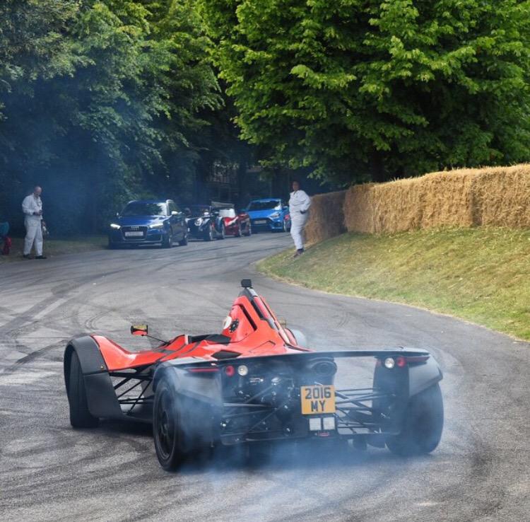 oliverjameswebb's tweet photo. Some amazing shots from the last few days http://t.co/3WC24XDd3k