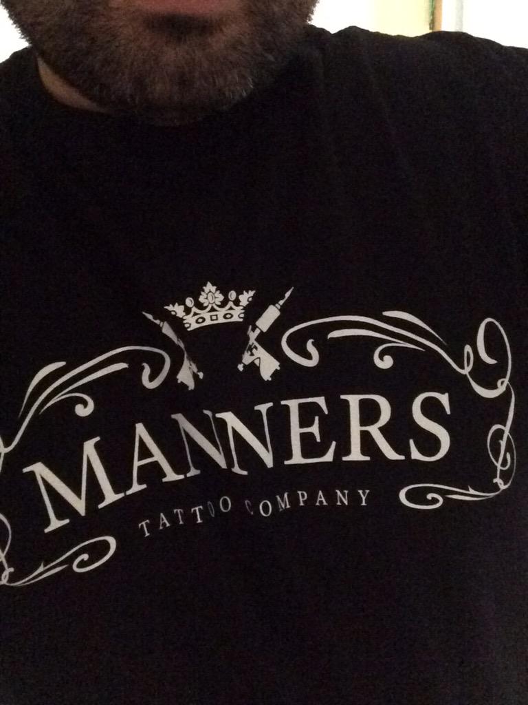 leontburgess's tweet photo. Absolutely 💔💔 that my boy at @MannersTattooCo hasn't asked me to model my gear.. Fuck it.. I know my pics rock 😂❤️😂❤️ http://t.co/3jWpA1JpUY
