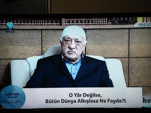 Garipler2014's tweet photo. O Yar Değilse, Bütün Dünya Alkışlasa Ne Fayda

@34fuzuli34 @gonul_insani_ @semmus1 @vasataga @TwitUrfa @Yn1Dunya http://t.co/5Nk7EFJDdB