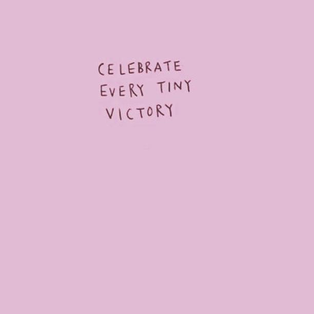 SPARKLYSOULINC's tweet photo. Happy Monday Gorgeous! Celebrate every tiny victory! @sparklysoulinc #inspiration www.spar… http://t.co/BImSjLruAI http://t.co/qjnaSe7iN3