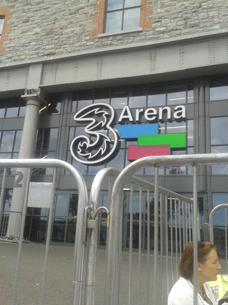 ciaradevlin093's tweet photo. @taylorswift13 taylor where u at? http://t.co/JgQjcbq1Hu