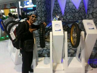 anakgundarjoglo's tweet photo. @IRC_tire ban kualitas dunia #ircdiprj http://t.co/ygcjGlIhHA