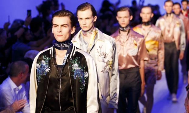 Paris fashion week has shown us the next menswear trend: pyjamas ow.ly/OVcpN