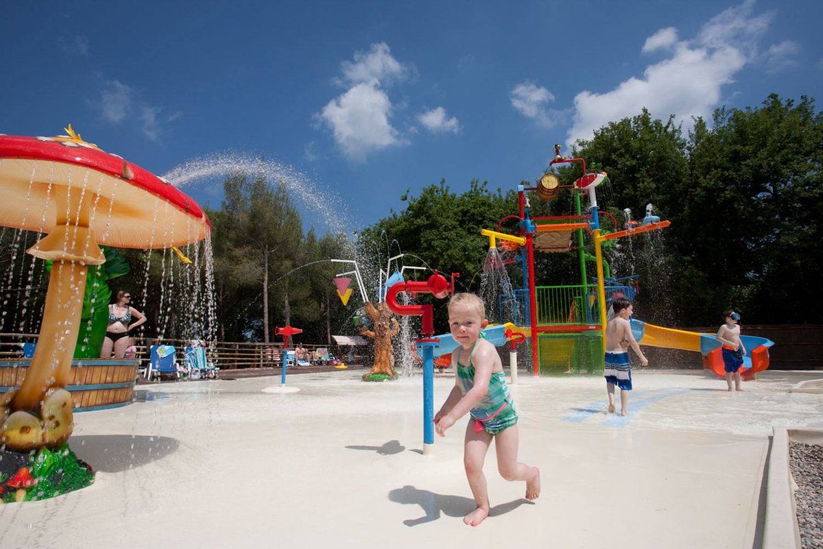 SelectcampDE's tweet image. Neuer Wasserspielplatz auf Camping Le Pianacce in der Toskana. TOLL! selectcamp.de/camping/italie… #camping #glamping