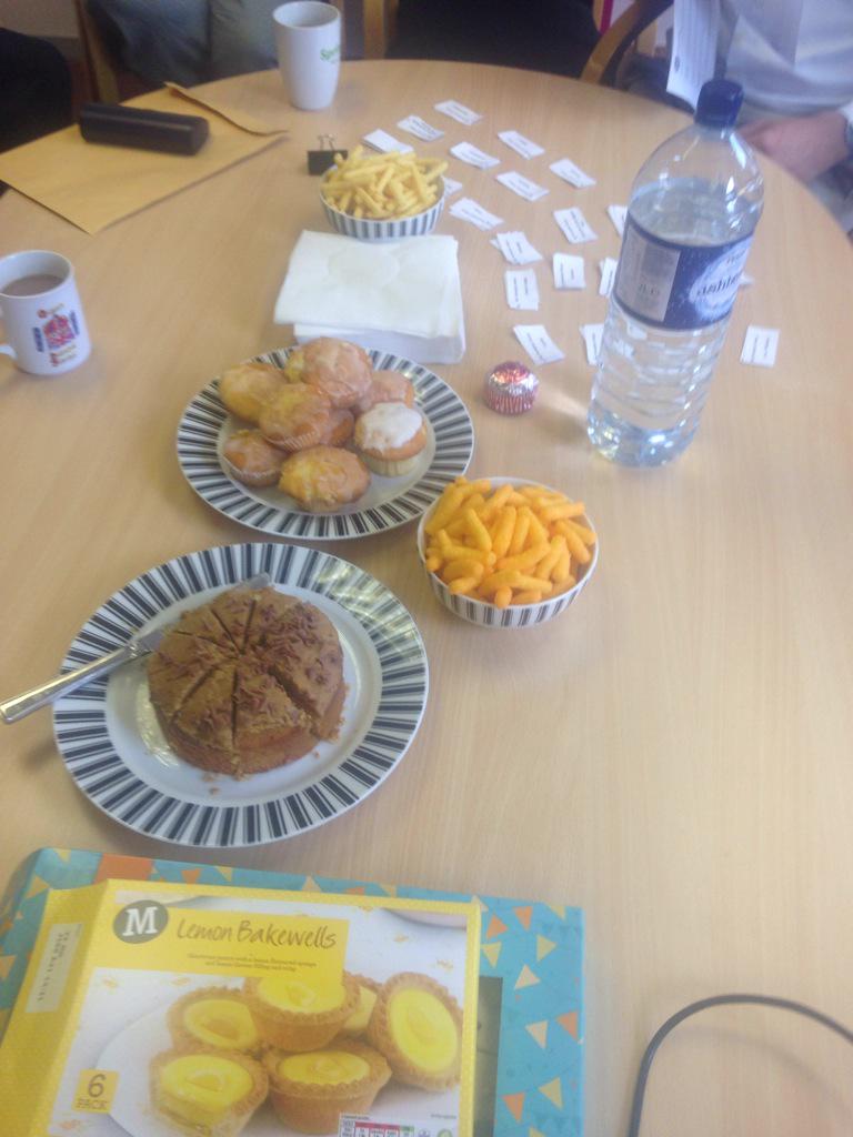 clairabella44's tweet photo. #yourmencap #mondaygrub http://t.co/uOIrOQ3FHw