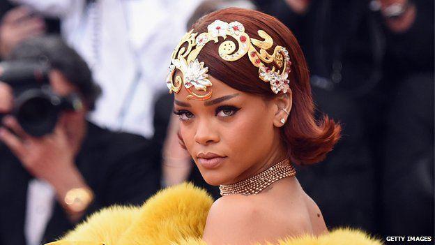 Guo Pei: Pop star Rihanna's fashion designer of choice ow.ly/OVcCK