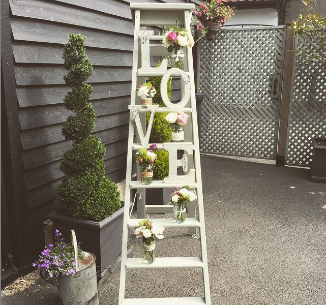 Old Brook Barn tweet media