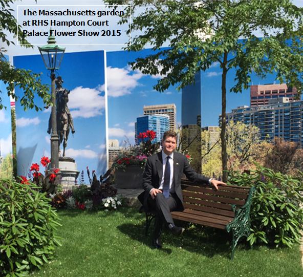 VisitMA_UK's tweet photo. Ambassador Barzun enjoying a bit of Boston at #RHSHampton + opening the Massachusetts garden @MatthewBarzun @USAinUK http://t.co/mxu9s217Uc