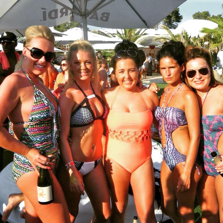 Chebs_x's tweet photo. 3 weeks until me &amp; my crazy ladies are back here again love this place! #Ibizzzza #July #9nights 💃😎🍹 http://t.co/A6102nSMYM