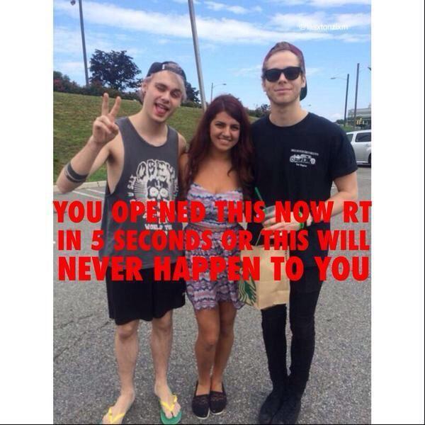 RachelSmyt92610's tweet image. NOT TAKING ANY CHANCEs 
#michaelcantknow 
#vote5os