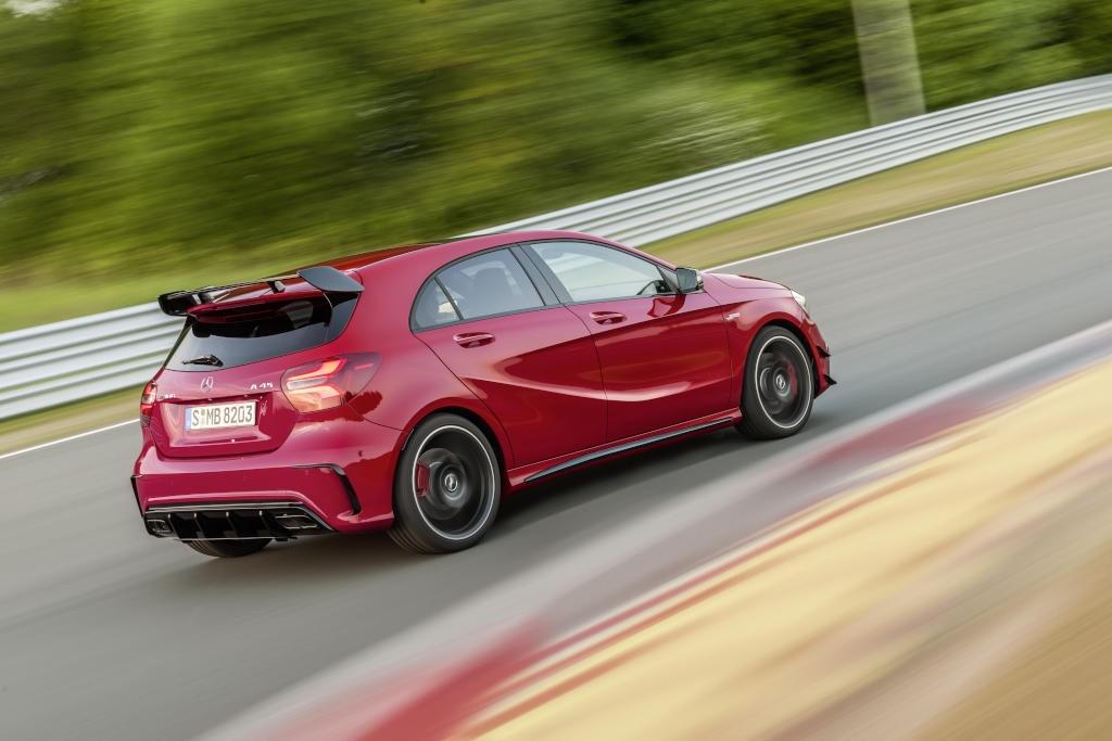 motorpuntoes's tweet photo. Nueva galería de Fotos Mercedes Clase A 2015 http://t.co/9lpf2ch288 @MBenzEspana http://t.co/MVfX139TOa