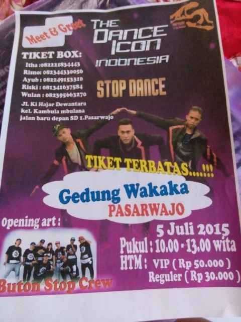 StopdanceBaubau's tweet photo. Ayo smua @StoplessButon dtang di M&amp;G bersama Stop Dance Crew di pasarwajo spesial perfomance Buton Stop Crew #mamayoo http://t.co/Zj0zYCRTUg