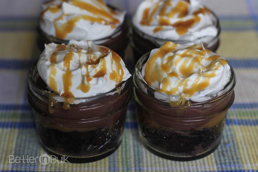 foodfunfamily's tweet image. Gooey caramel chocolate brownie pudding in a jar #recipe #yum #ad #SummerofPudding @KozyShack su.pr/1A7DyR