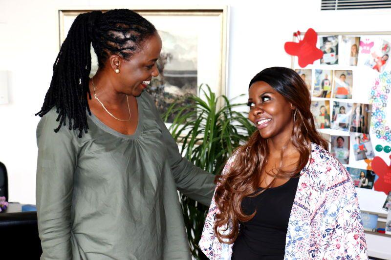 #Uganda Pop star Desire Luzinda w @UNAIDS China Dir in Beijing, supporting End of AIDS epidemic @engadu @patrickoyulu