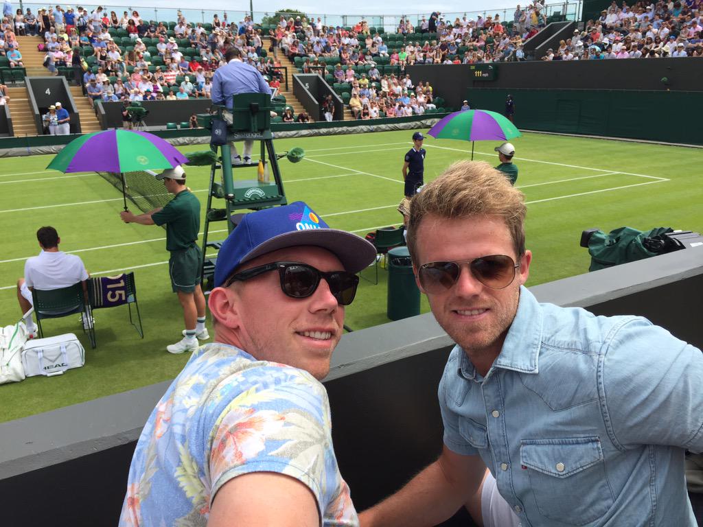 AMSoccerSchool's tweet photo. Great day at the tennis with @bmarsh_1988! @milosraonic hitting 142mph serves! An absolute joy to watch 🇨🇦🇨🇦🇨🇦 http://t.co/XVEt22LyQX